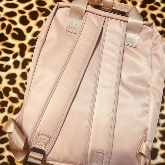 Backpack 💜 NEW 🧡 - Picture 3 of 5